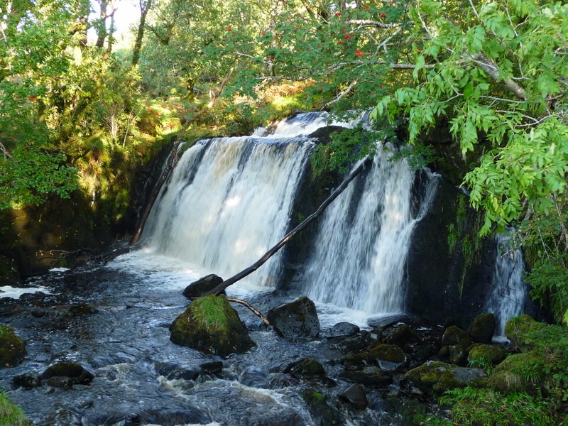 Falls-on-Allt-Beochlich-at-Barr-beithe