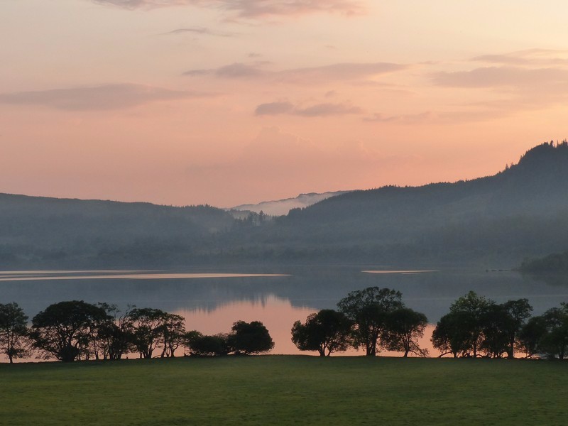 Gentle-sunset-over-Loch-Awe-at-Blarghour-2